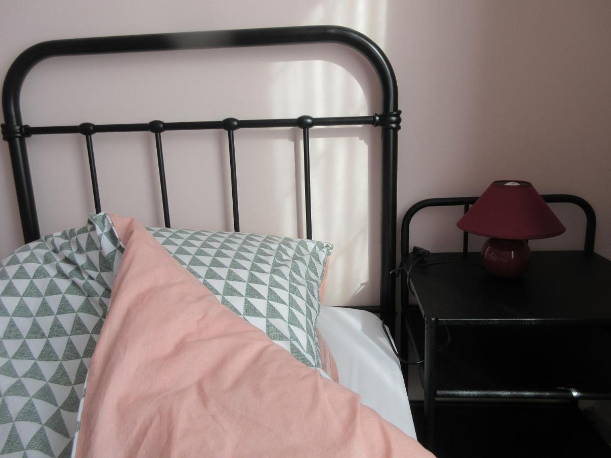 B&B Les Iris Brussel Buitenkant foto